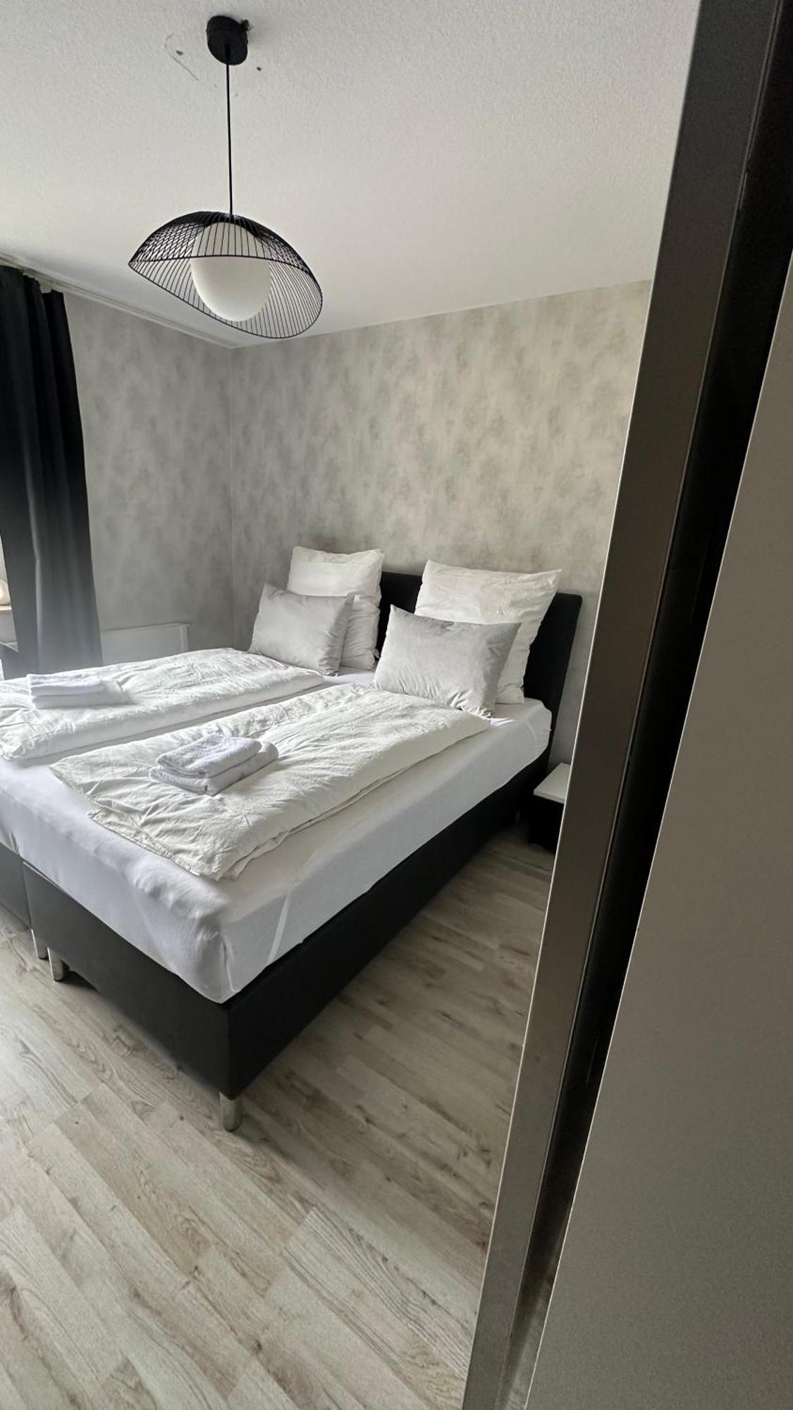 Fewo Am Deich 1 Zentral Mit Stadtblick Und Kontaktloser Check In Bremerhaven Exterior foto